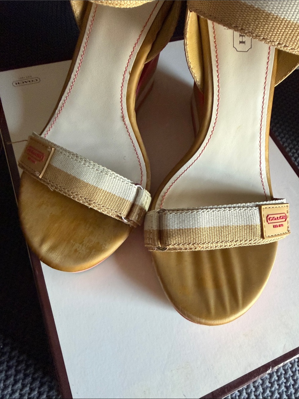 COACH Striped Wedge Sandal in Tan & Pink 7.5 (50) - Picture 5 of 8